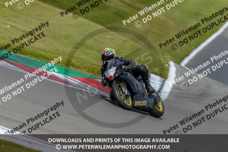 PJ Motorsport Photography;donington no limits trackday;donington park photographs;donington trackday photographs;no limits trackdays;peter wileman photography;trackday digital images;trackday photos